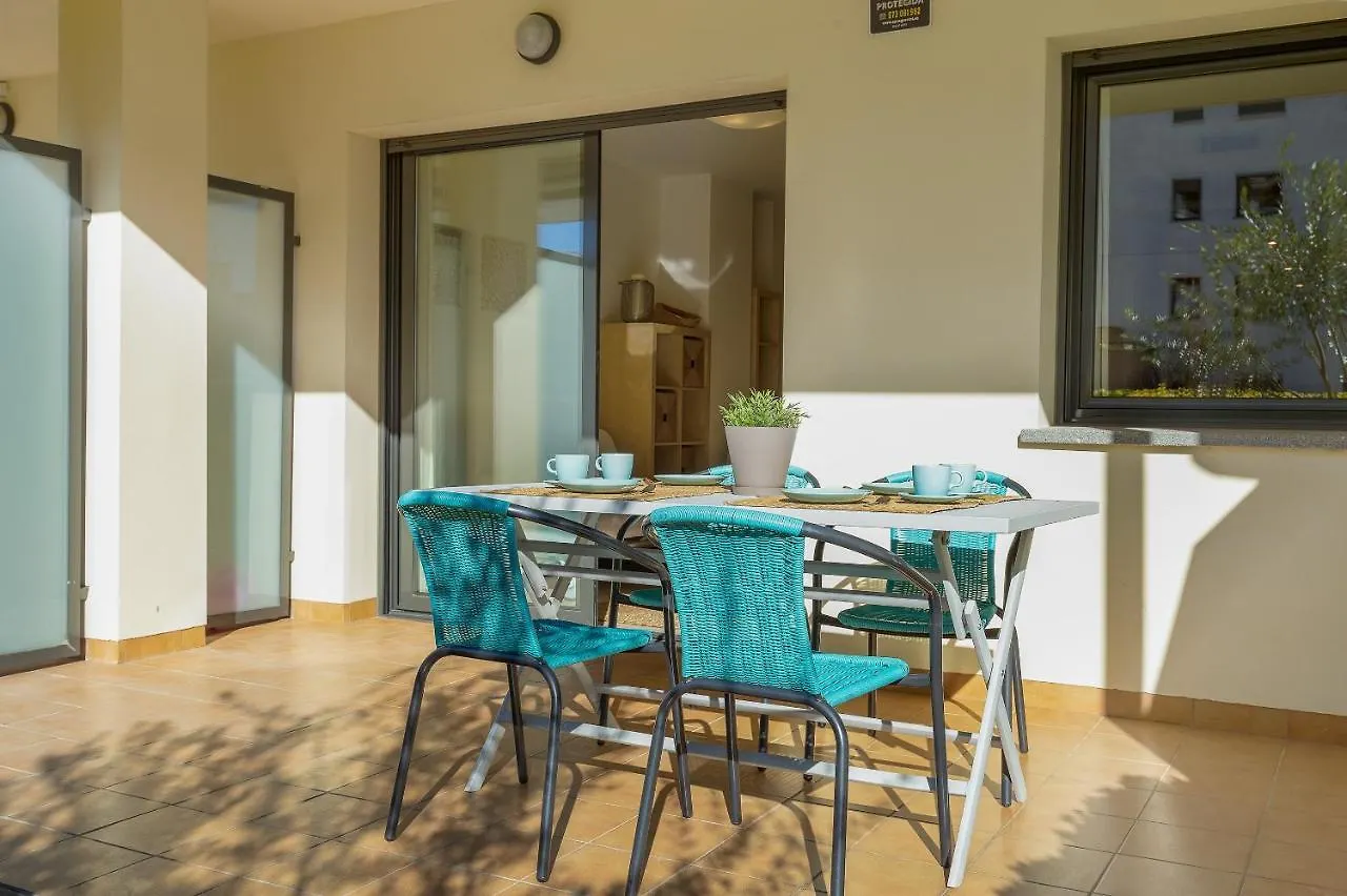 V010 - Milenium - Roses Apartment