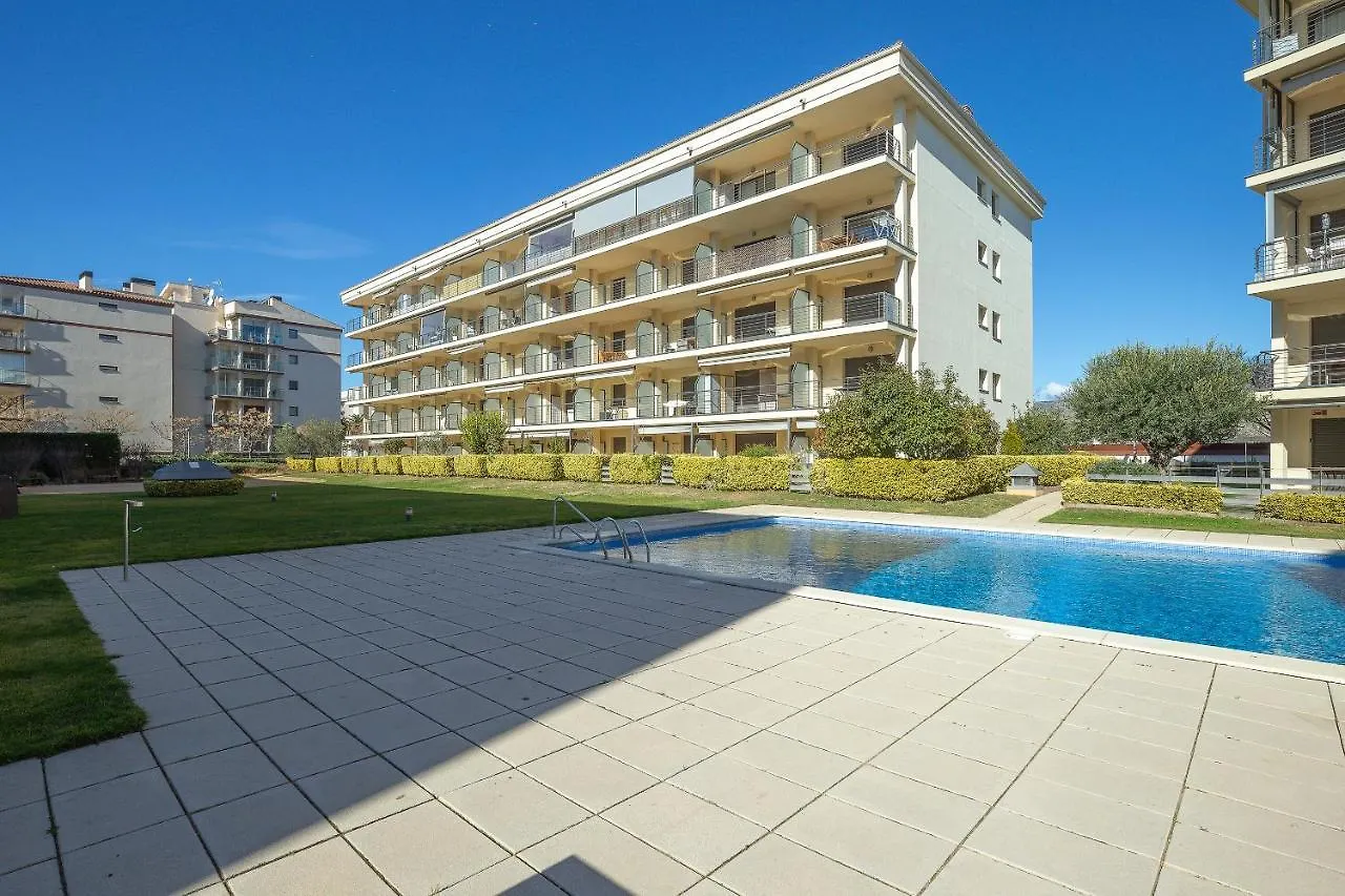 V010 - Milenium - Roses Apartment