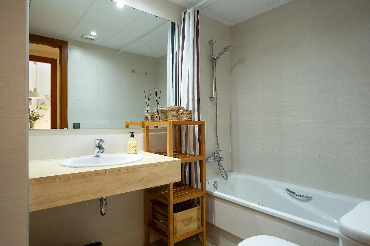V010 - Milenium - Roses Apartment