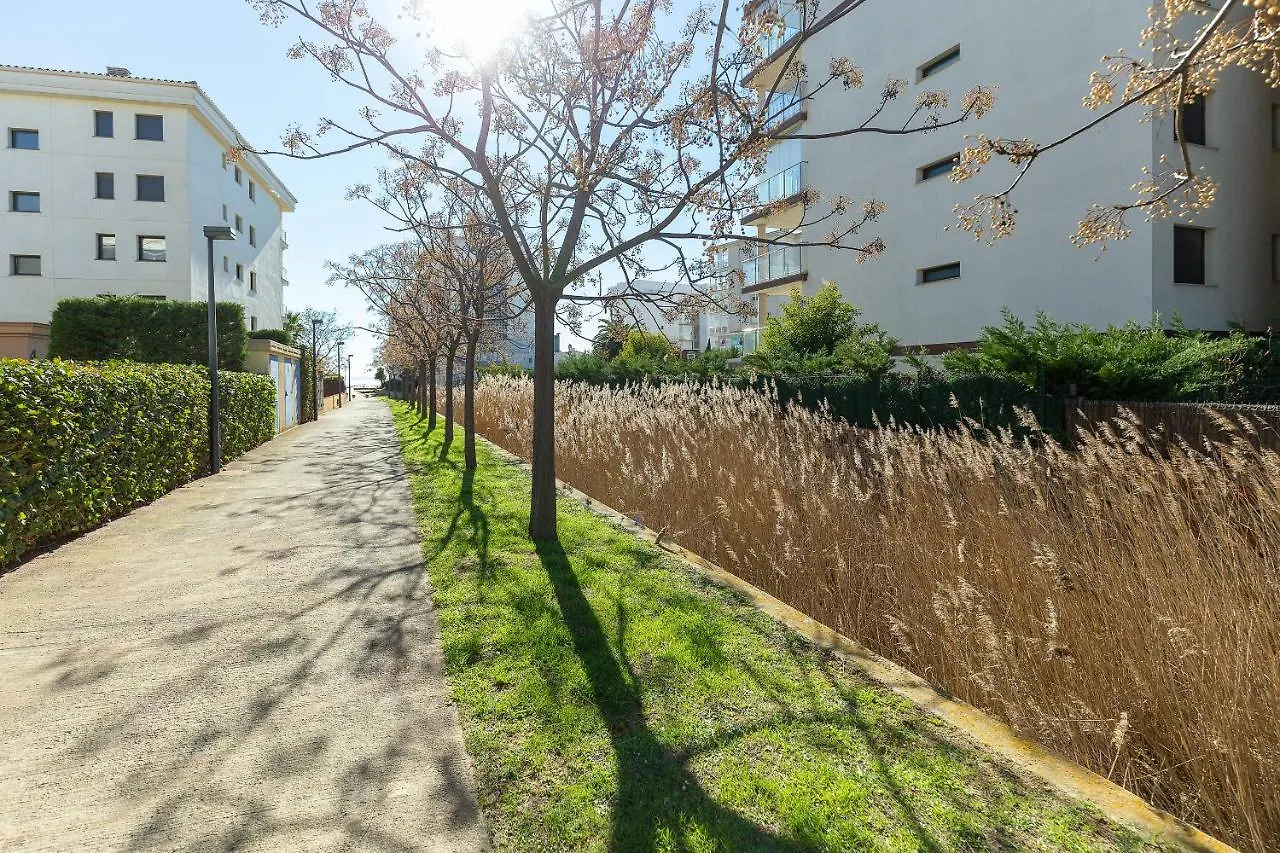 V010 - Milenium - Roses Apartment